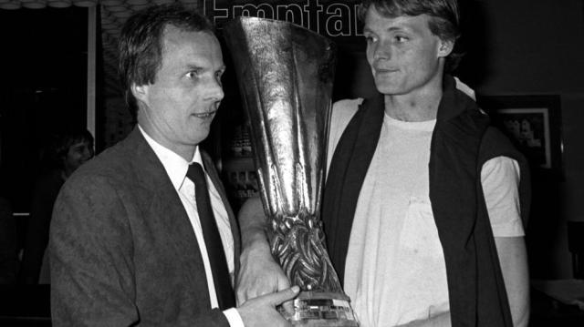 1724728165705044282.jpg 0ce4bd0e-07af-4356-9df4-d2bc9ea8344d.jpg